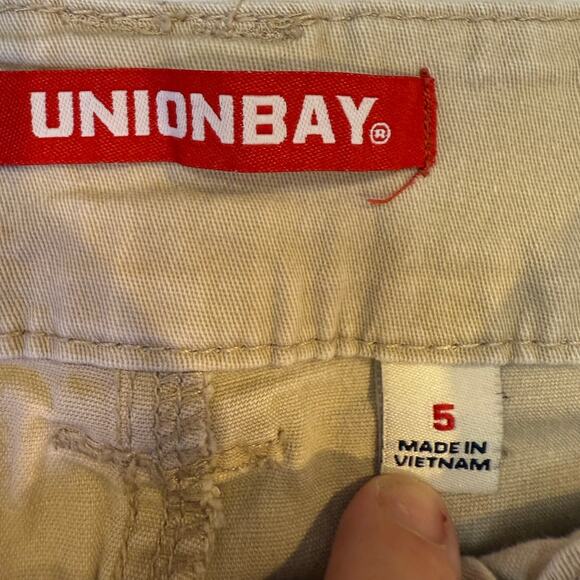 VTG UnionBay y2k size 5 tan Bermuda cargo short low rise grunge granola gorpcore - Picture 3 of 10